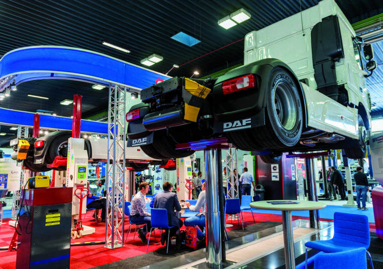 Autopromotec : le poids lourd aux petits soins