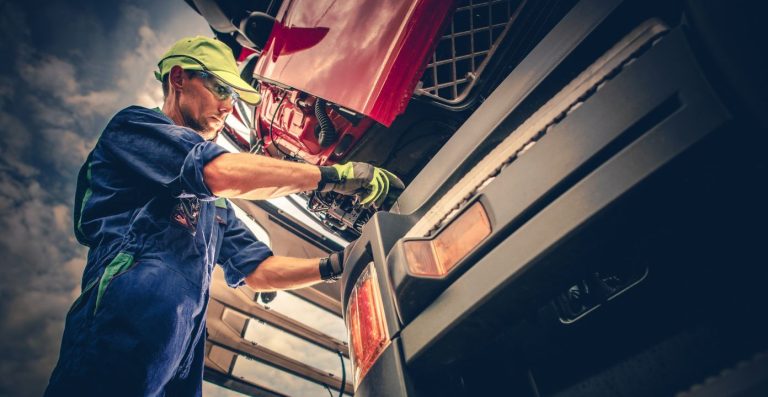 Les équipementiers veulent devenir des poids lourds de la pièce industrielle