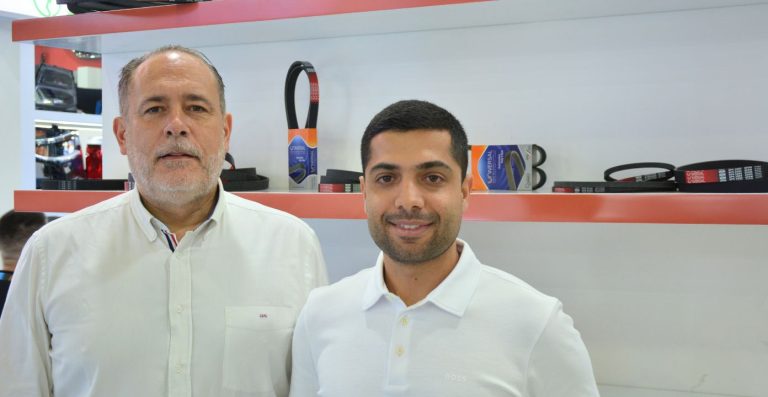 Universal, marque premium de courroies de transmission, s’invite sur le marché international